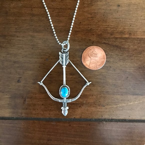 Handmade Silver & Turquoise Bow & Arrow pendant - Picture 3 of 3